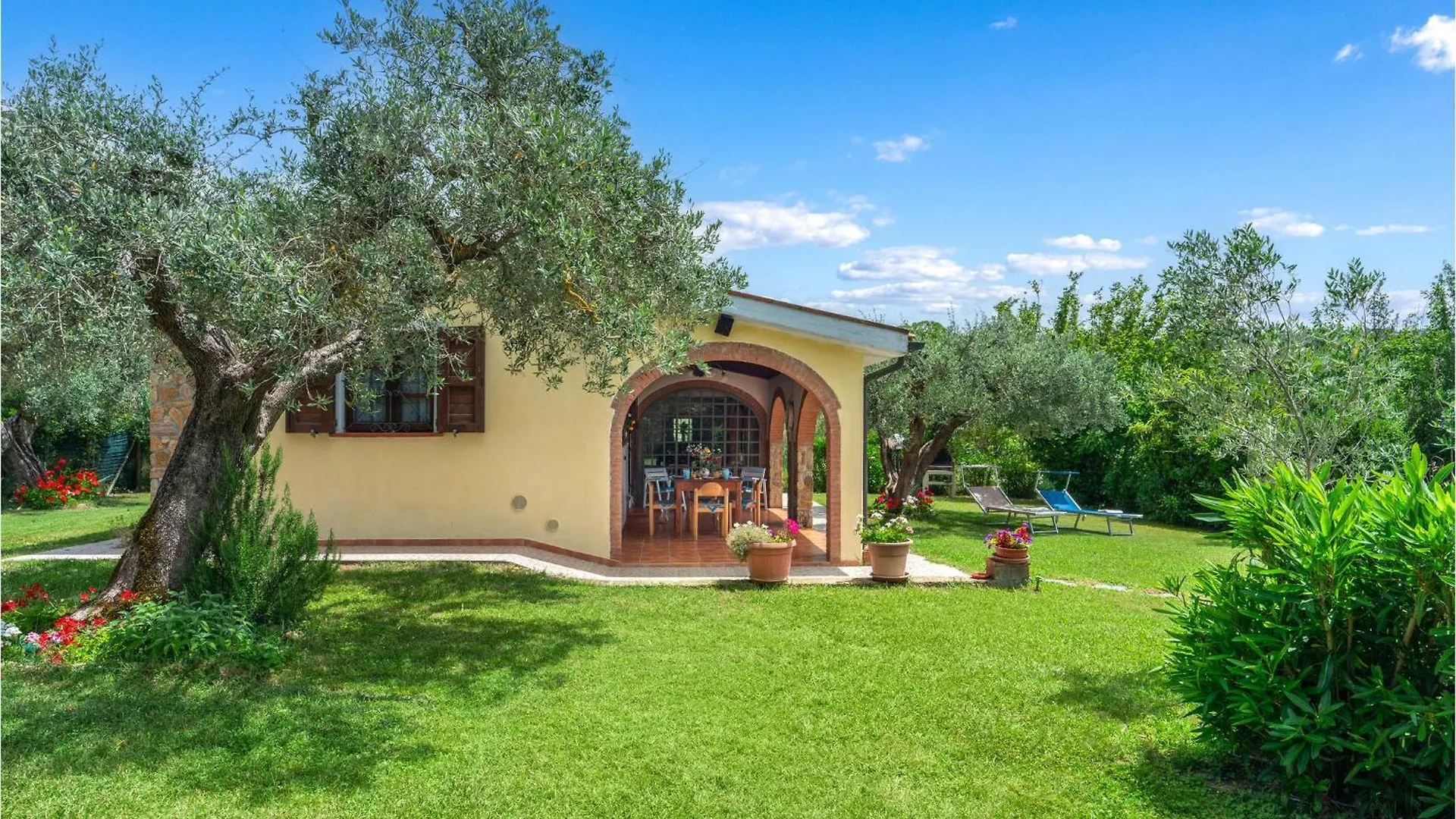 I Cipressi Villa Bibbona